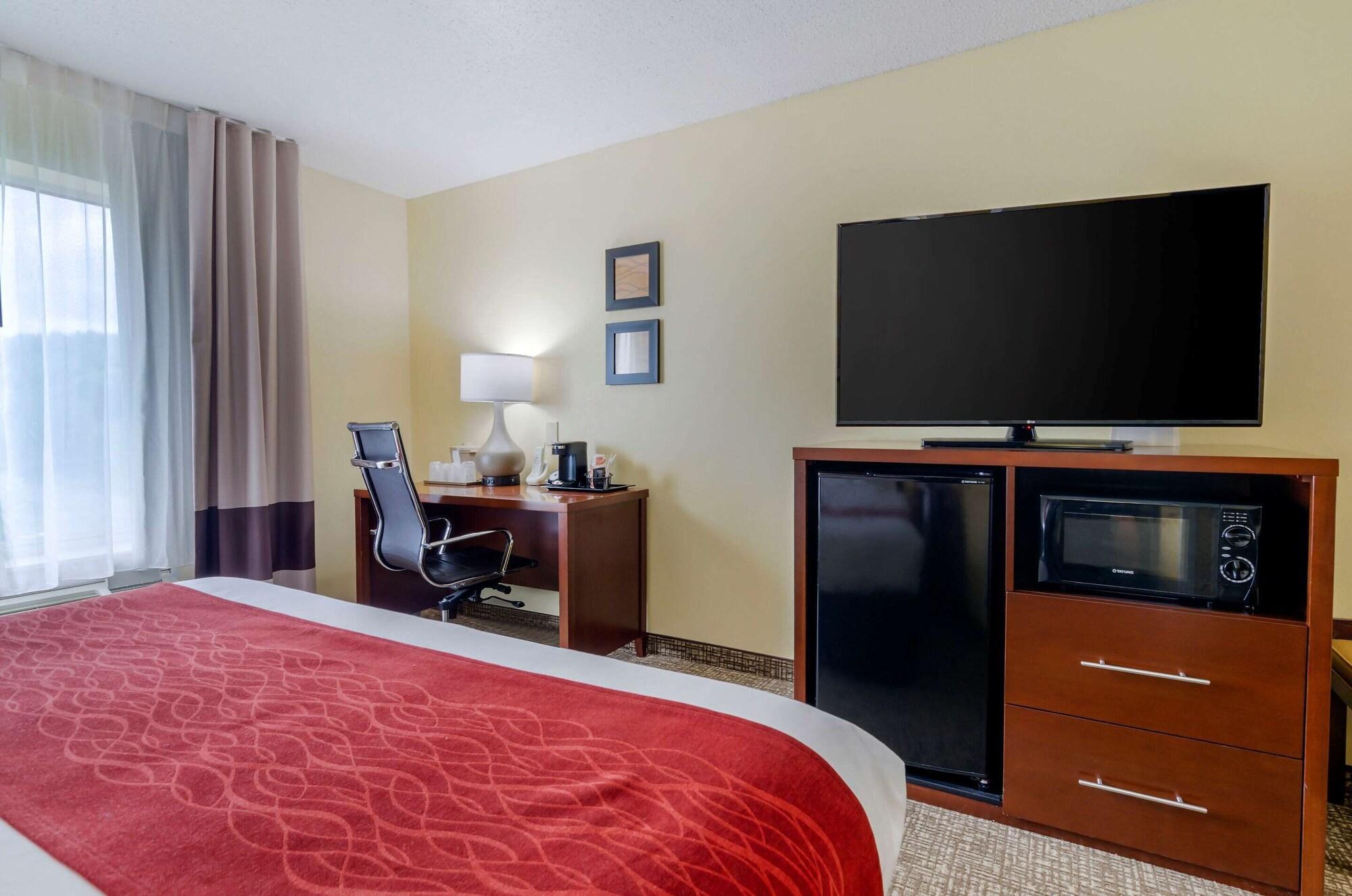 Comfort Inn & Suites Hillsville I-77 Exterior photo
